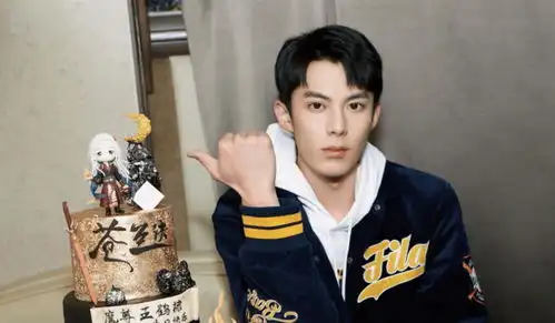 月光变奏曲还没来,虞书欣转头又官宣新剧,这次的男主厉害了
