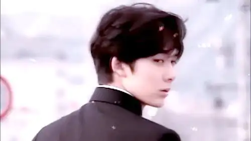 还有人记得颜值巅峰期的柏原崇吗
