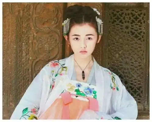 张子枫从来不接古装戏,开始还不理解,看到古装后我大概是飘了

