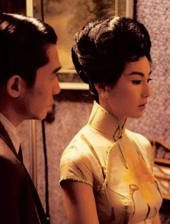 景甜汤唯,你们的旗袍装让我不太冷静