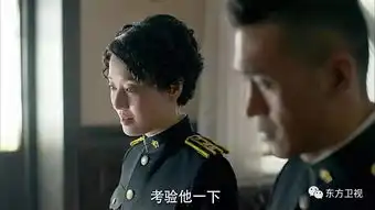 满屏尽是卷毛和油头剃刀边缘堪称史上最潮谍战剧
