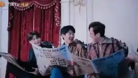 一二期夜半酒店海报拍摄花絮何炅白敬亭刘昊然白t恤花絮