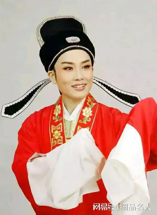 越剧名家王君安最红时远赴国外,44岁嫁美国丈夫