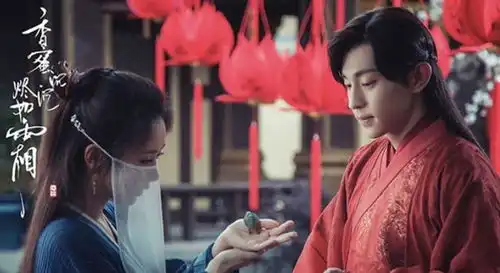 杨紫拍香蜜竟是备胎因一句话恶搞邓伦,被老东家压榨成就成毅