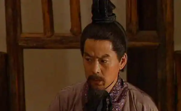 四大谋士各自发表看法,袁绍为何反而没了主意,原因其实很简单