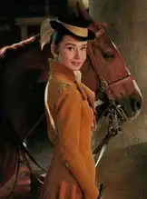 奥黛丽赫本演绎名著里的贵族美少女战争与和平娜塔莎
