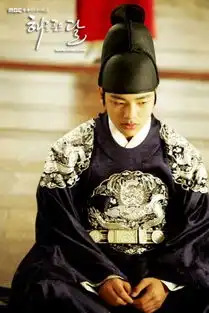 拥抱太阳的月亮剧照暄月同房衡善成御用灯泡
