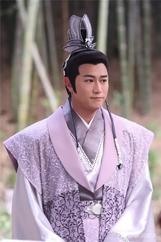 陈键锋年轻时候那么帅,为什么就是不红