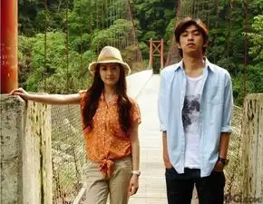 杜拉拉追婚记陈柏霖大方秀吻技
