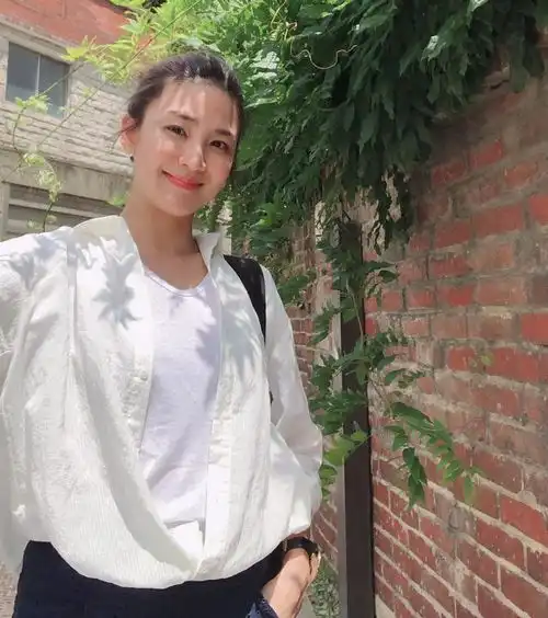 放羊的星星两女主近况刘荷娜变脸认不出,洪小玲冻龄如少女
