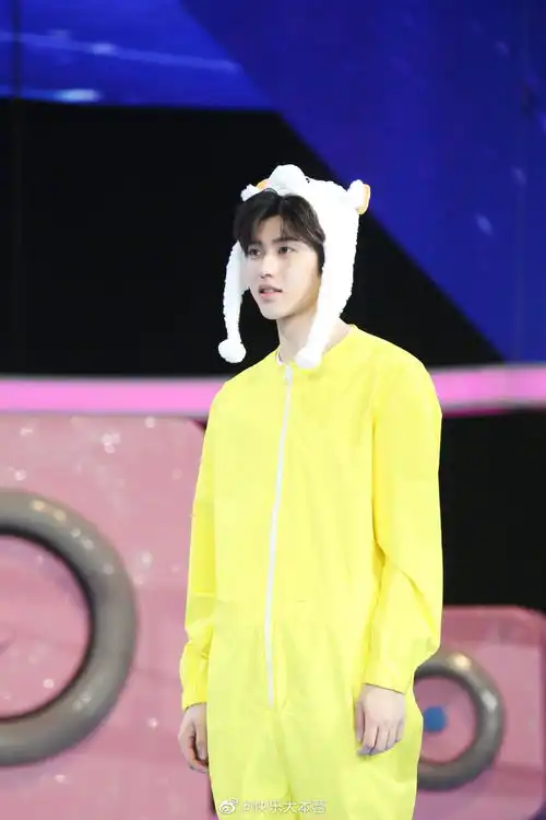 四年一次的2月29号,蔡徐坤的第四次快乐大本营播出
