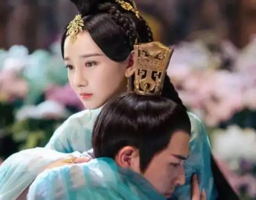 斛珠夫人缇兰说出秘密,紫簪才是替身,当年与帝旭邂逅的人是她