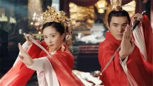 会背不足百字台词的杨幂被赞很敬业网友对此很不屑
