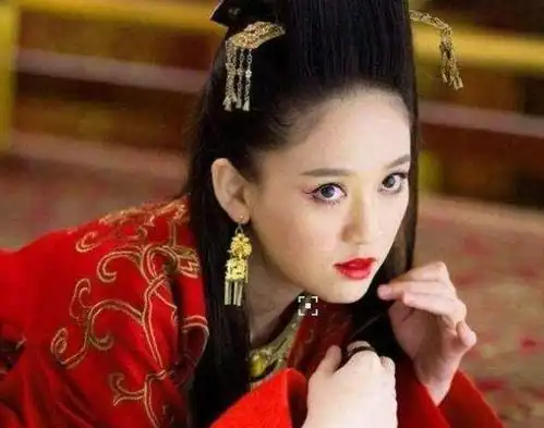 此人是笑傲江湖第一高手,风清扬不是他的对手,令狐冲亲口承认
