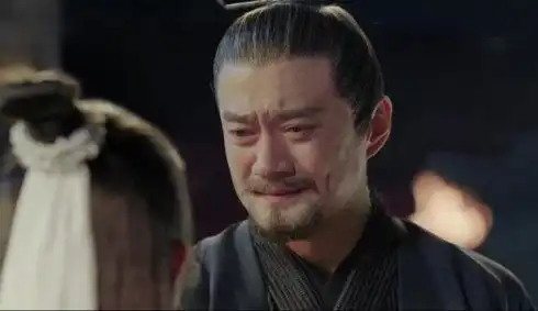 李亚鹏的同学,拍戏25年不温不火,将夜里跑龙套演林光远
