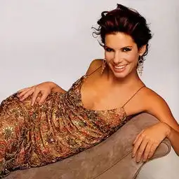 桑德拉布洛克新片叫好叫座票房胜新月