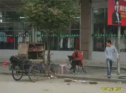 世界各地令人心酸的蜗居