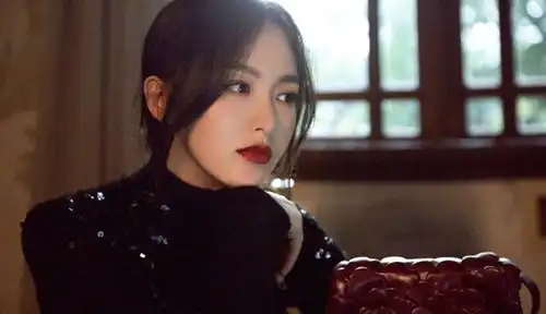 寄生虫剧照唐嫣产