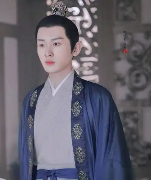 成毅新剧长安诺播放量不佳,导演扬言短期内不会再合作
