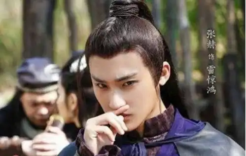 表情一点资讯烈火如歌熏衣是雷惊鸿同父异母的妹妹熏衣身份系...表情
