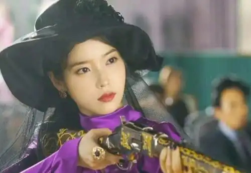 谁知道一部韩剧,是吸血鬼题材的,叫什么酒店