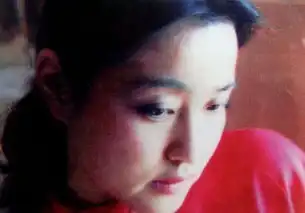 80年代女星刘晓庆,罕见剧照老照片,一代影后获得终身成就奖
