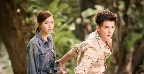 她是唐探3的惊鸿一瞥,曾和baby模特出道,颜值超高私服惊艳