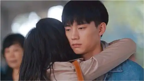 乔家的儿女乔七七杨玲子分手,七七抚养女儿,却得知不是亲生的
