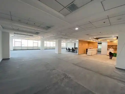 中关村知春路银网中心丨地铁直达交通便利丨户型方正使用率高出租办公楼租赁北京我爱我家