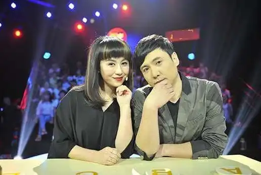 40岁沈腾现身春晚第三次联排,曾6登春晚3次失误,却成舞台经典
