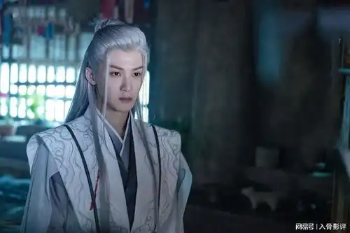 长相思檀健次演绎相柳深情陪伴,白发造型惹人注目