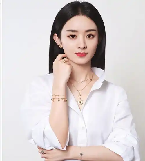 冯绍峰妈妈被曝,不满赵丽颖私下见孩子,怕孩子和她在一起受委屈
