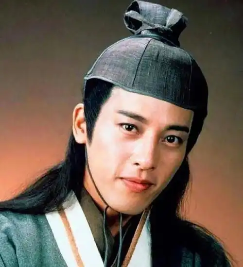 无法重拍瞬间给张国荣当司机的周润发,骑马的王菲窦唯,合唱的赵薇梅艳芳
