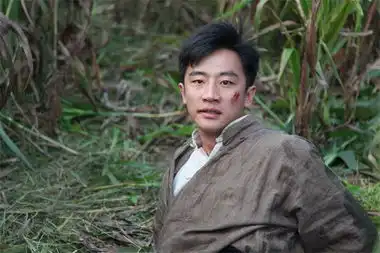 红高粱斯文男受追捧观众期待黄轩爆发野性

