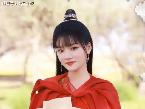 玉骨遥王楚然生日剧照,仙气飘飘美上热搜,却被可惜不是女主
