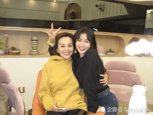 蔡卓宜离婚了就不能从头开始吗参加怦然心动深夜发文
