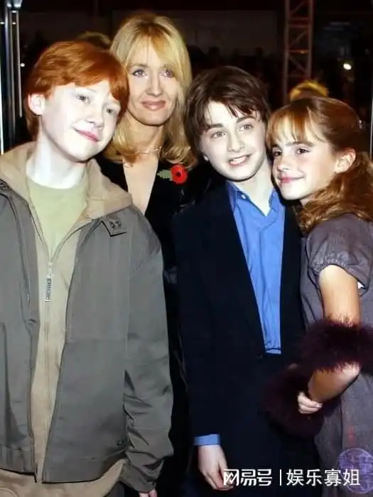 离谱哈利波特上映20周年剧组重聚,但没有邀请作家jk罗琳
