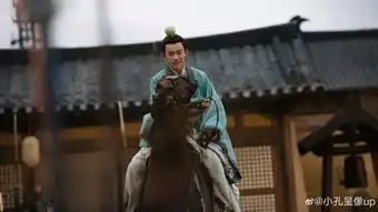 易烊千玺呆萌新剧照来袭
