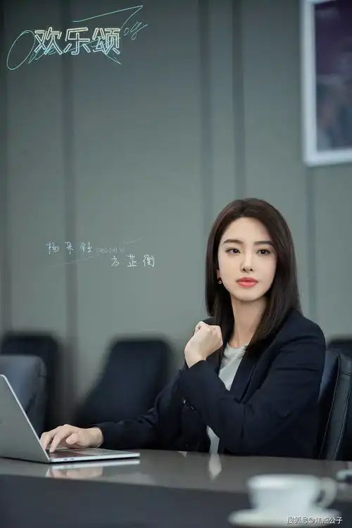 无人在意欢乐颂3演员换成李浩菲,网友感觉关系户好多
