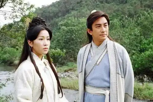 56岁吴启华爆料后道歉,一线女星引猜想,提醒大家做人要谨言慎行