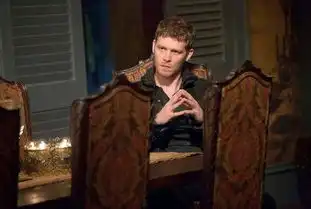 初代吸血鬼艾斯特为什么要杀死始祖