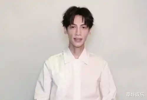 近期娱乐圈都怎么了,男星女星都瘦成了这个样子,网友不敢认
