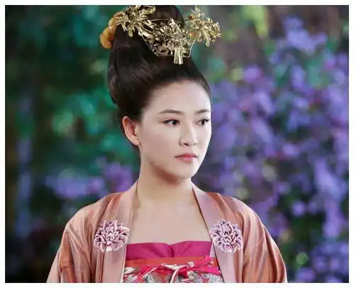 太子妃升职记中张芃芃原是为她量身打造,因生娃拒演,才成就了张天爱
