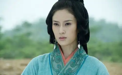 哥哥孙策死后,孙权是如何对待大乔的看看是不是和你想的一样
