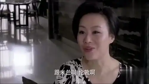 辣妈正传邬君梅的金牌保姆与婆婆的老阿姨混战,场面真逗乐