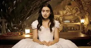 白雪公主之魔镜魔镜官方剧照