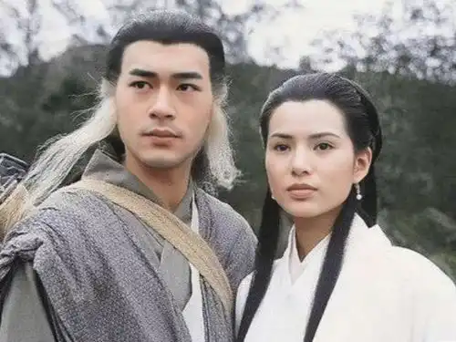 杨过与小龙女早已死去,黄衫女到底是谁的女儿黄蓉早已道破真相
