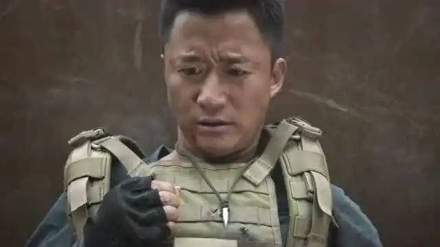 吴京好莱坞的心酸史钢铁侠3戏份一剪没,战狼2后好莱坞巨头排队找