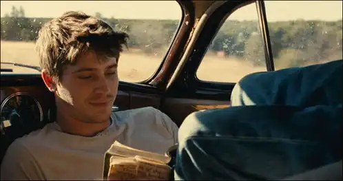 在路上剧照怀旧气氛聚焦垮掉的一代