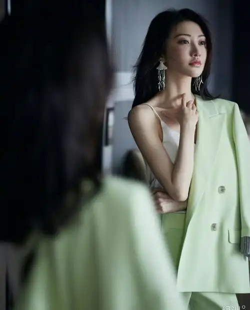 夏天就该清清爽爽,绿色系穿搭指南请查收